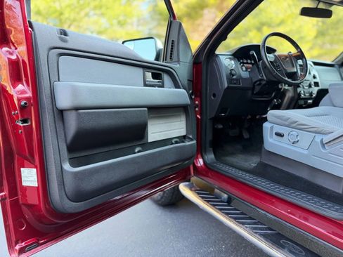 Used 2014 Ford F150 XLT w/ XLT Chrome Package AWD/4WD image 44