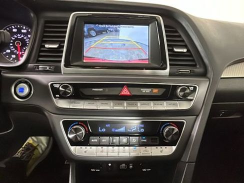 Used 2018 Hyundai Sonata Sport FWD image 25