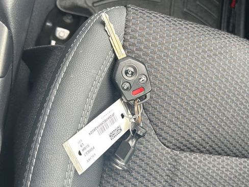 Used 2019 Subaru Forester Premium AWD/4WD image 17
