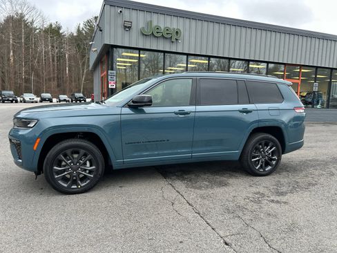 New 2026 Jeep Grand Cherokee L Limited image 9