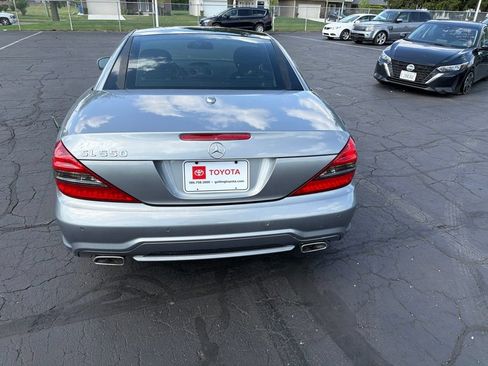Used 2011 Mercedes-Benz SL 550 image 7
