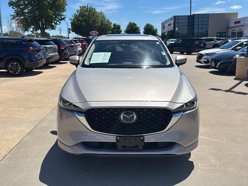 Used 2025 MAZDA CX-5 AWD 2.5 S w/ Preferred Package image 2