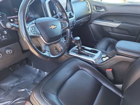 Used 2019 Chevrolet Colorado ZR2 w/ Colorado ZR2 Bison Edition image 16