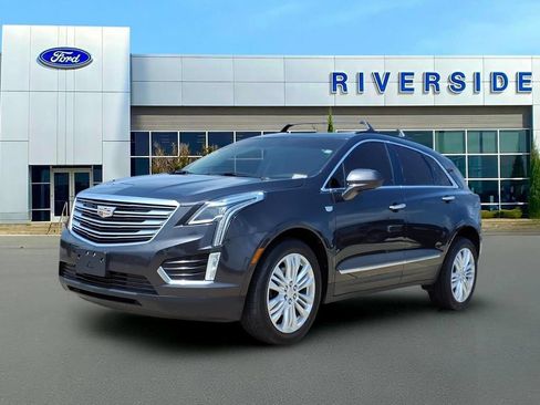 Used 2019 Cadillac XT5 Premium Luxury FWD image 3
