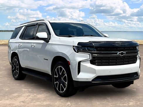 Used 2022 Chevrolet Tahoe RST w/ Luxury Package RWD image 3