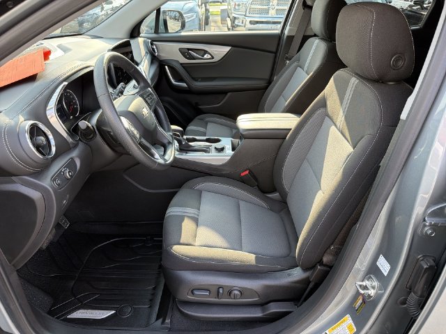 Used 2024 Chevrolet Blazer LT w/ Convenience Package FWD image 14