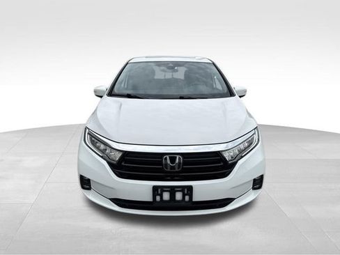 Used 2024 Honda Odyssey EX-L image 3