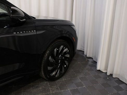 New 2026 Lincoln Nautilus Reserve w/ Jet Appearance Package image 47
