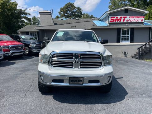 Used 2017 RAM 1500 Big Horn AWD/4WD image 3