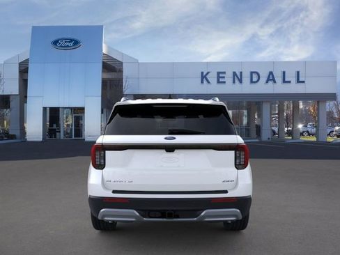 Used 2026 Ford Explorer Platinum image 5