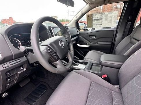 New 2025 Nissan Frontier SV w/ SV Convenience Package image 22