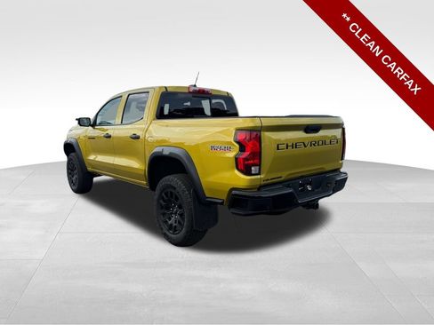 Used 2024 Chevrolet Colorado Trail Boss w/ Technology Package AWD/4WD image 3