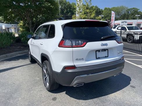 Used 2022 Jeep Cherokee Limited w/ Elite Package AWD/4WD image 6
