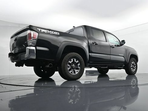 Used 2023 Toyota Tacoma TRD Off-Road AWD/4WD image 37