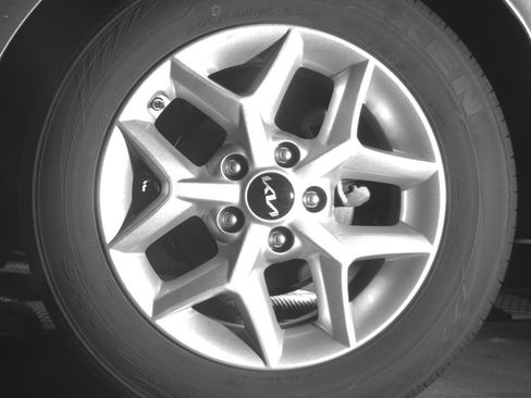 Used 2025 Kia Soul LX w/ LX Technology Package FWD image 14