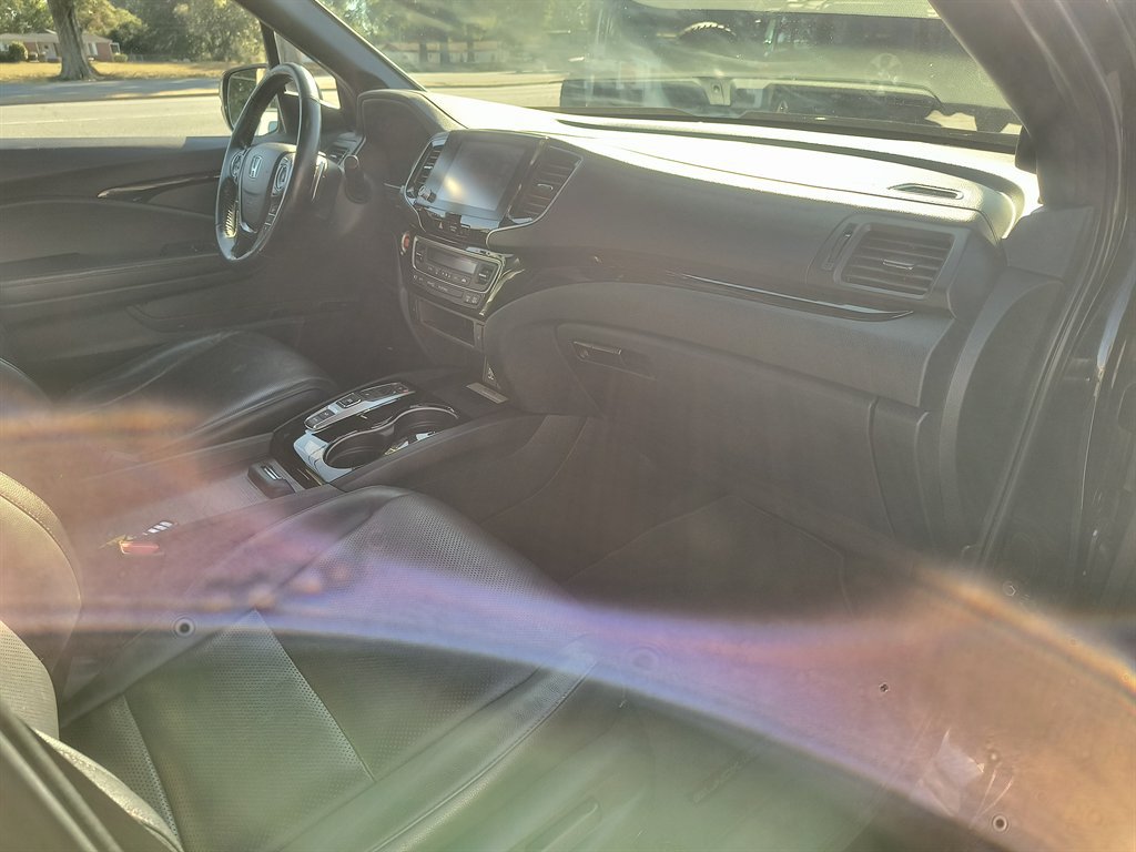 Used 2021 Honda Ridgeline Black Edition image 19