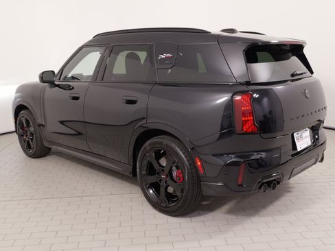Used 2025 MINI Cooper Countryman John Cooper Works w/ Comfort Package Max AWD/4WD image 13