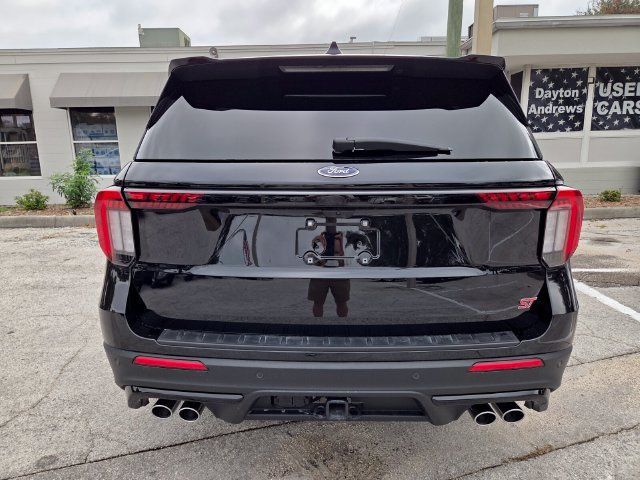 Used 2026 Ford Explorer ST w/ Sun And Sound Package RWD image 4