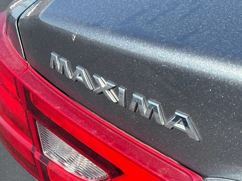 Used 2017 Nissan Maxima SR FWD image 33