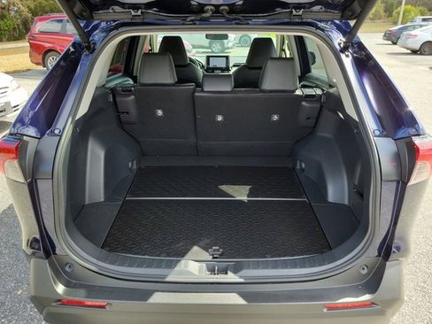 Used 2025 Toyota RAV4 XLE Premium image 19