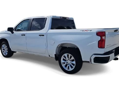 Used 2020 Chevrolet Silverado 1500 Custom w/ Custom Value Package image 6