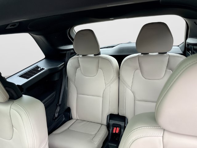 Certified 2025 Volvo XC90 B6 Ultra AWD/4WD image 30