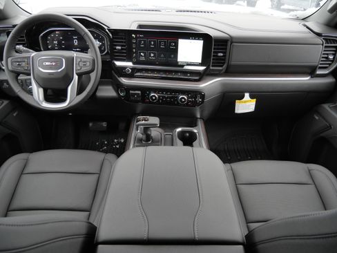 New 2026 GMC Sierra 1500 SLT w/ SLT Premium Plus Package image 6