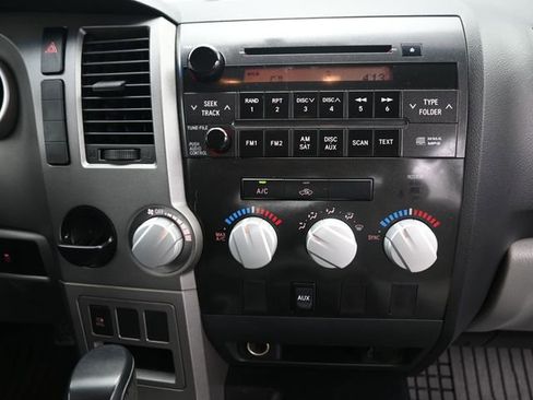 Used 2010 Toyota Tundra Grade image 12
