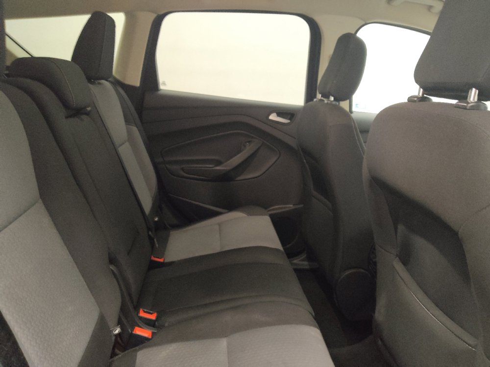 Used 2018 Ford Escape SE w/ SE Sync 3 Package AWD/4WD image 19
