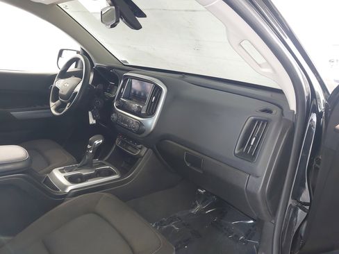 Used 2022 Chevrolet Colorado LT image 29