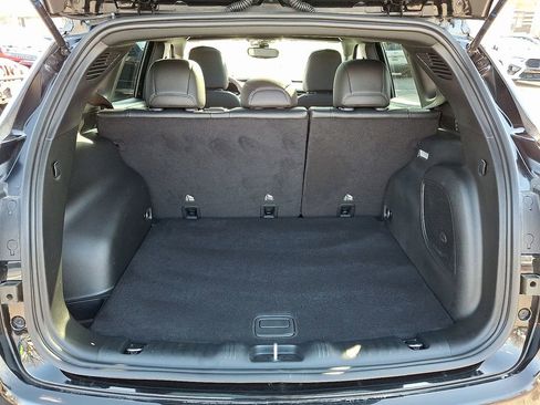 Used 2024 Jeep Compass Latitude w/ Sun and Sound Group image 30