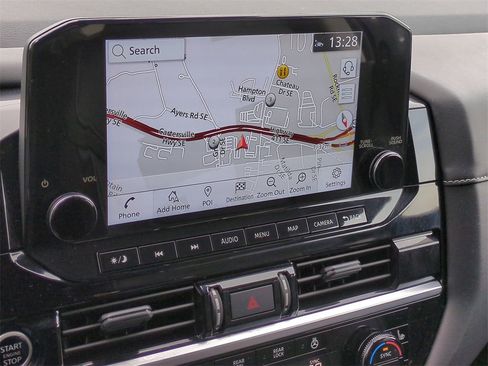 Used 2023 Nissan Pathfinder SL w/ Lighting Package (N92) image 21