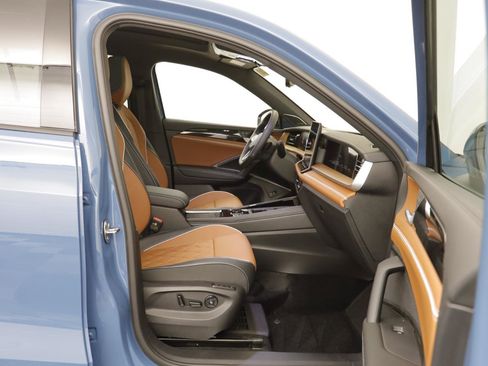 New 2026 Volkswagen Tiguan SEL R-Line image 20