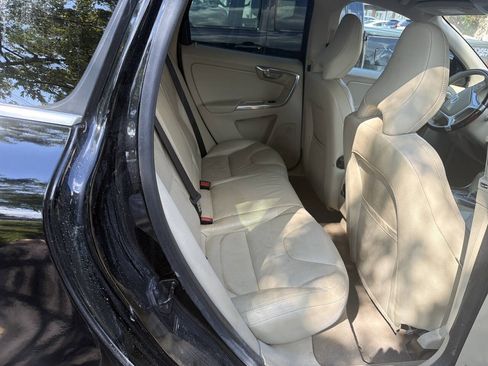 Used 2012 Volvo XC60 T6 AWD/4WD image 6