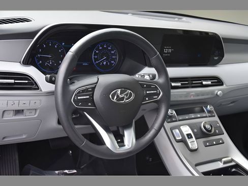 Used 2022 Hyundai Palisade SEL w/ Premium Package FWD image 13
