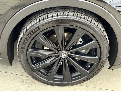 Certified 2026 Toyota Crown Nightshade image 13