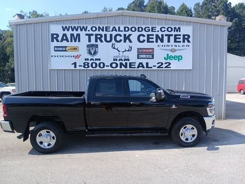 New 2026 RAM 2500 Tradesman AWD/4WD image 2