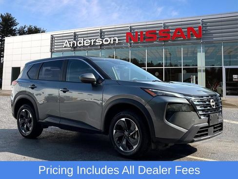 Used 2024 Nissan Rogue SV AWD/4WD image 1
