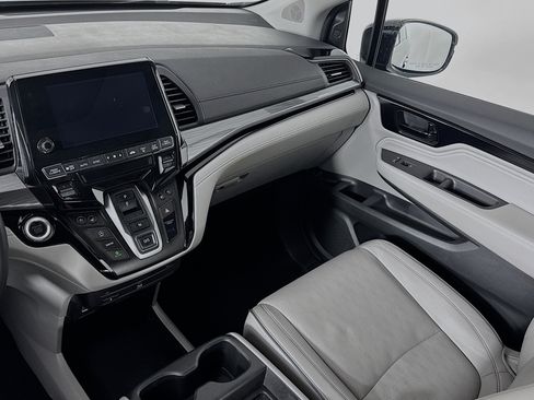 Certified 2024 Honda Odyssey Elite image 24