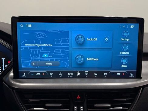 Used 2024 Ford Escape SE image 25