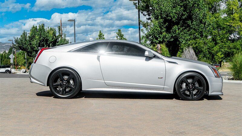 Used 2013 Cadillac CTS V RWD image 5