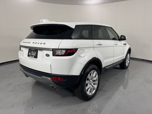 Used 2019 Land Rover Range Rover Evoque SE AWD/4WD image 6