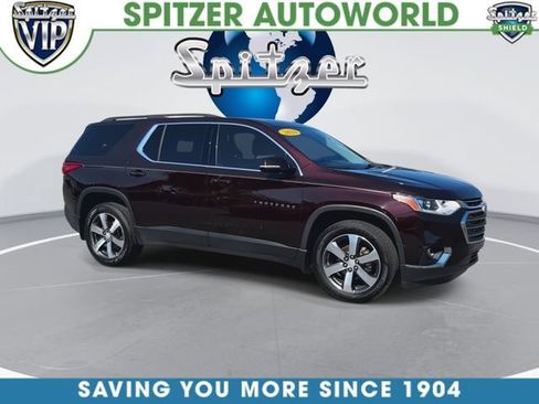 Used 2020 Chevrolet Traverse LT w/ LT Premium Package FWD image 2
