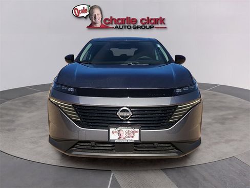 Used 2025 Nissan Murano SV image 8