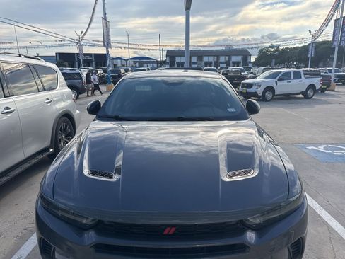Used 2024 Dodge Hornet GT w/ GT Blacktop Package AWD/4WD image 2