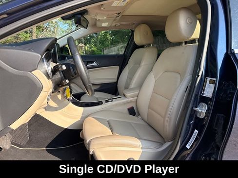 Used 2017 Mercedes-Benz GLA 250 4MATIC image 11
