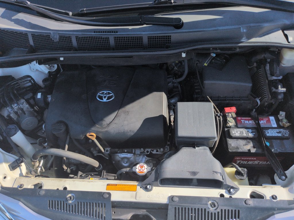 Used 2017 Toyota Sienna FWD image 22