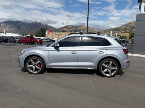 Used 2021 Audi SQ5 Premium Plus w/ Premium Plus Package AWD/4WD image 2