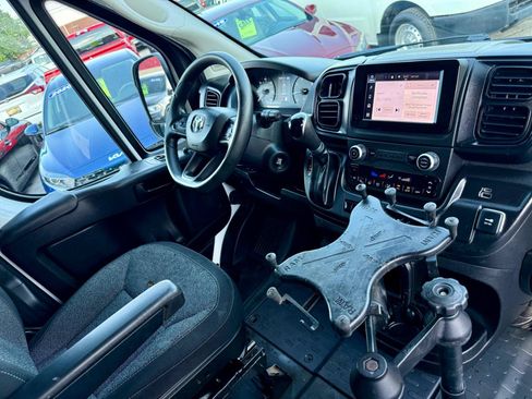 Used 2023 RAM ProMaster 2500 FWD image 24
