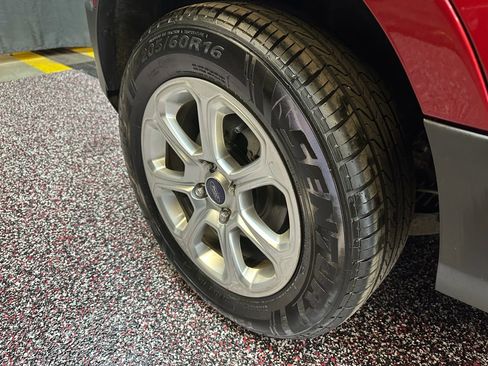 Used 2019 Ford EcoSport SE w/ SE Convenience Package image 36